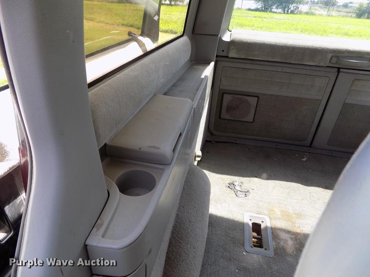 image for item DB9236 1993 Chevrolet Astro van