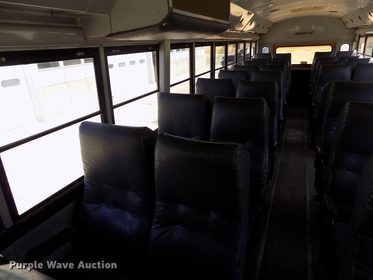 image for item DB9237 1994 Thomas Built Saf-T-Liner ER school bus