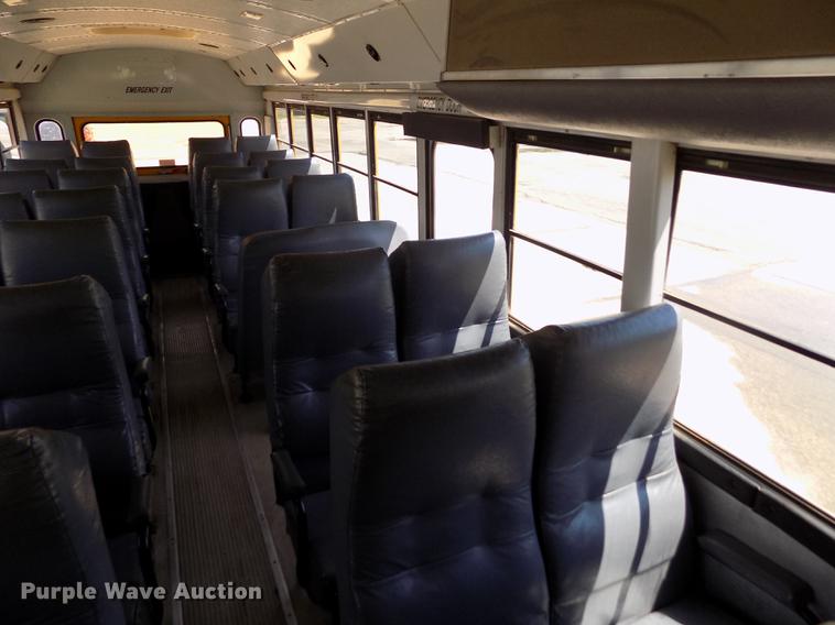 image for item DB9237 1994 Thomas Built Saf-T-Liner ER school bus