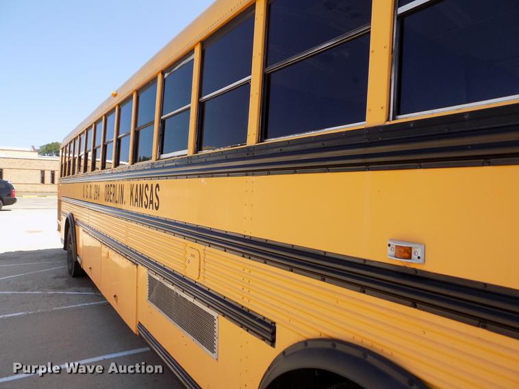 image for item DB9237 1994 Thomas Built Saf-T-Liner ER school bus