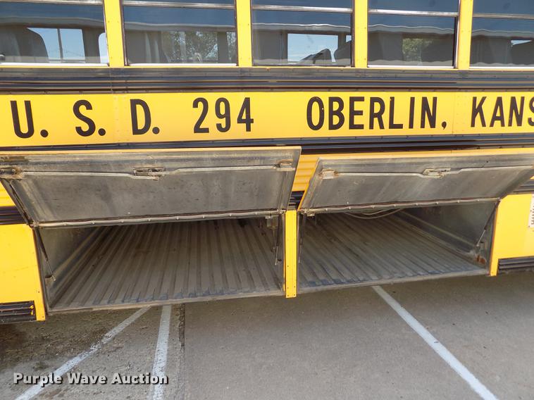 image for item DB9237 1994 Thomas Built Saf-T-Liner ER school bus