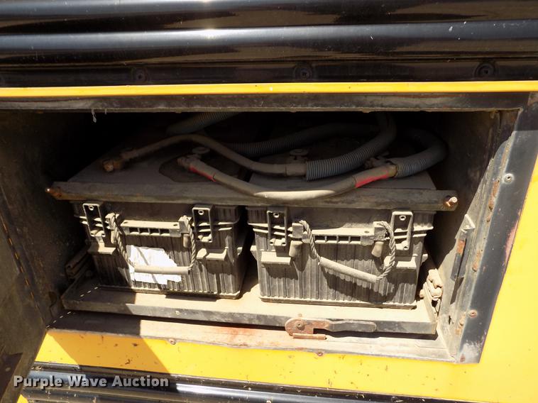 image for item DB9237 1994 Thomas Built Saf-T-Liner ER school bus