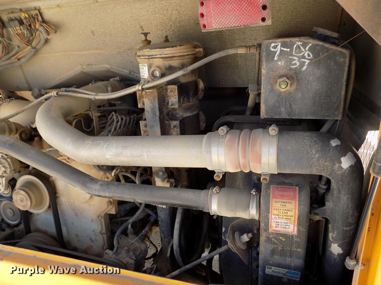 image for item DB9237 1994 Thomas Built Saf-T-Liner ER school bus