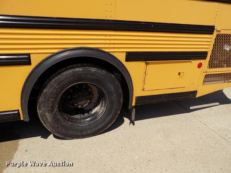 image for item DB9237 1994 Thomas Built Saf-T-Liner ER school bus