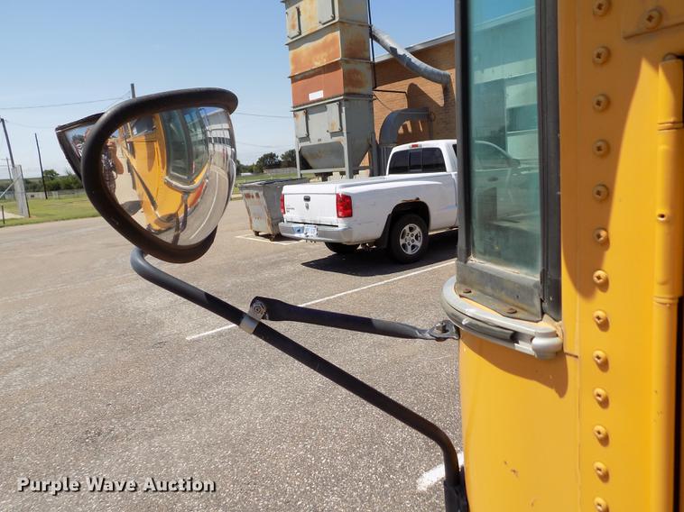 image for item DB9237 1994 Thomas Built Saf-T-Liner ER school bus