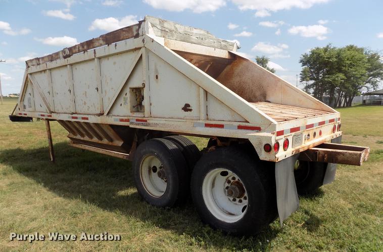 image for item DB9239 1985 Ranch Manufacturing Co bottom dump trailer