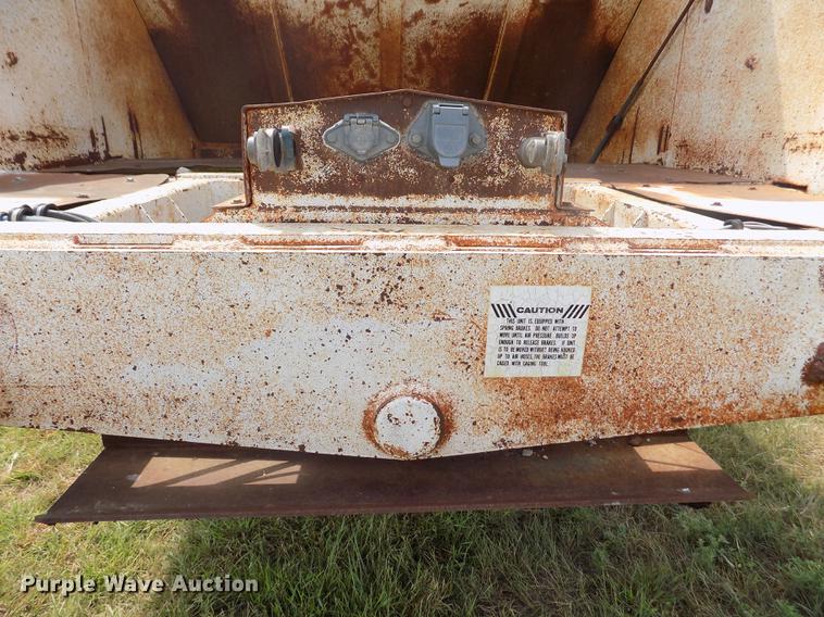 image for item DB9239 1985 Ranch Manufacturing Co bottom dump trailer