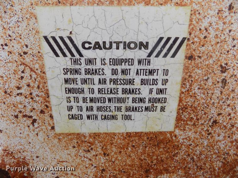 image for item DB9239 1985 Ranch Manufacturing Co bottom dump trailer