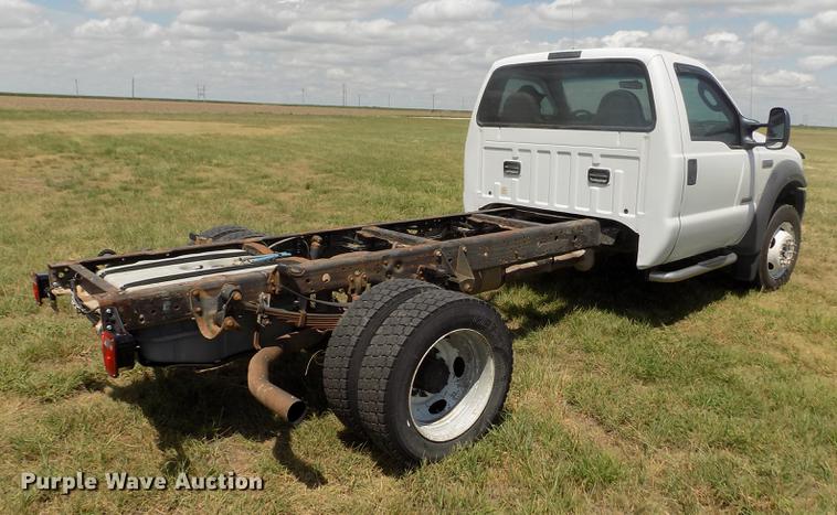 image for item DB9240 2005 Ford F450 Super Duty truck cab and chassis