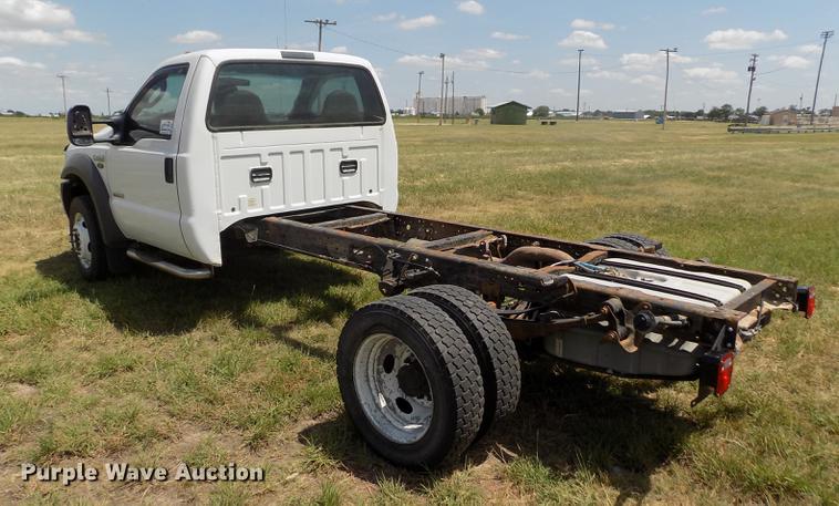 image for item DB9240 2005 Ford F450 Super Duty truck cab and chassis