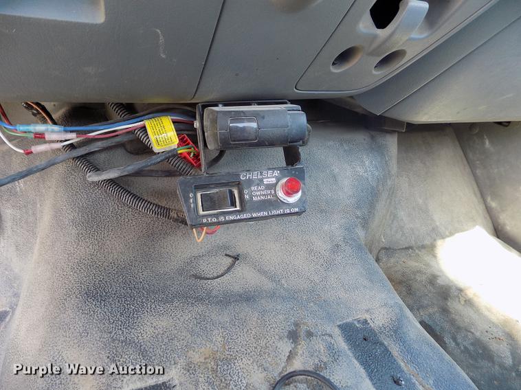 image for item DB9240 2005 Ford F450 Super Duty truck cab and chassis