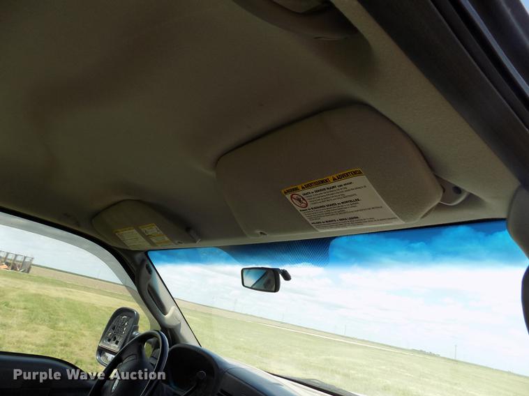 image for item DB9240 2005 Ford F450 Super Duty truck cab and chassis