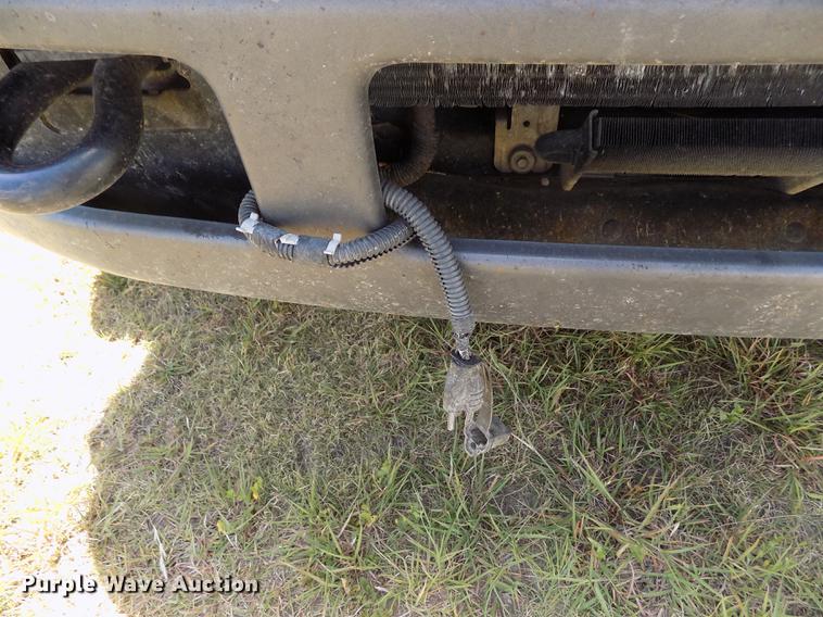 image for item DB9240 2005 Ford F450 Super Duty truck cab and chassis