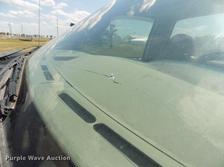 image for item DB9240 2005 Ford F450 Super Duty truck cab and chassis