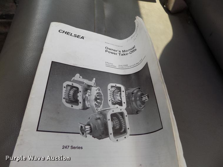 image for item DB9240 2005 Ford F450 Super Duty truck cab and chassis