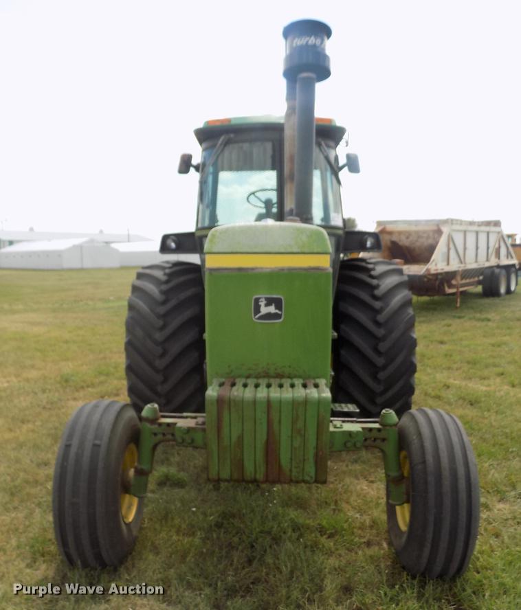 image for item DB9241 1973 John Deere 4630 tractor