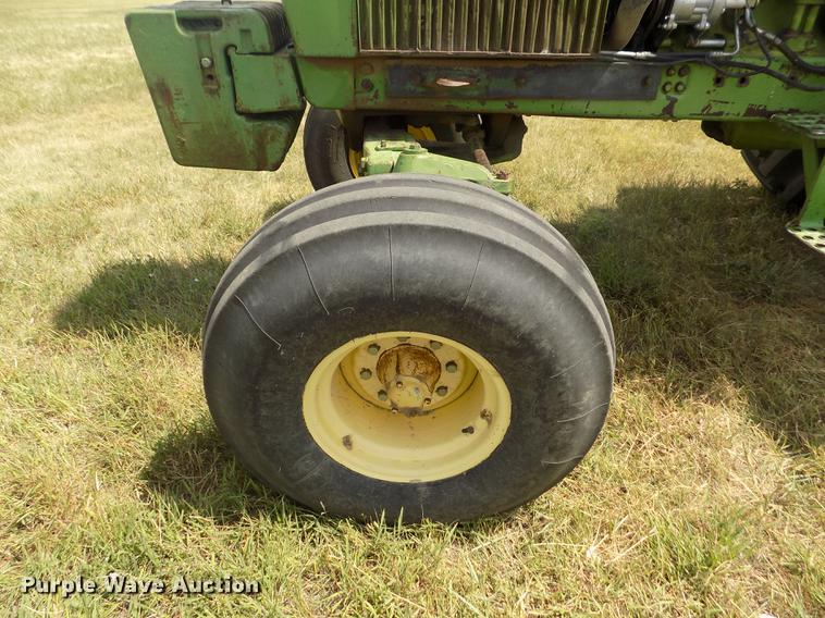 image for item DB9241 1973 John Deere 4630 tractor