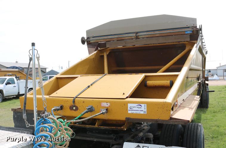 image for item DC7544 1983 Load King 1827-I bottom dump trailer