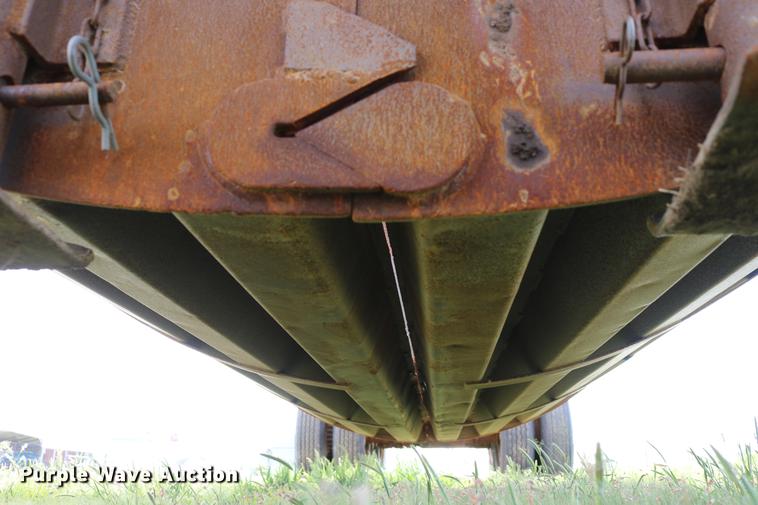 image for item DC7544 1983 Load King 1827-I bottom dump trailer