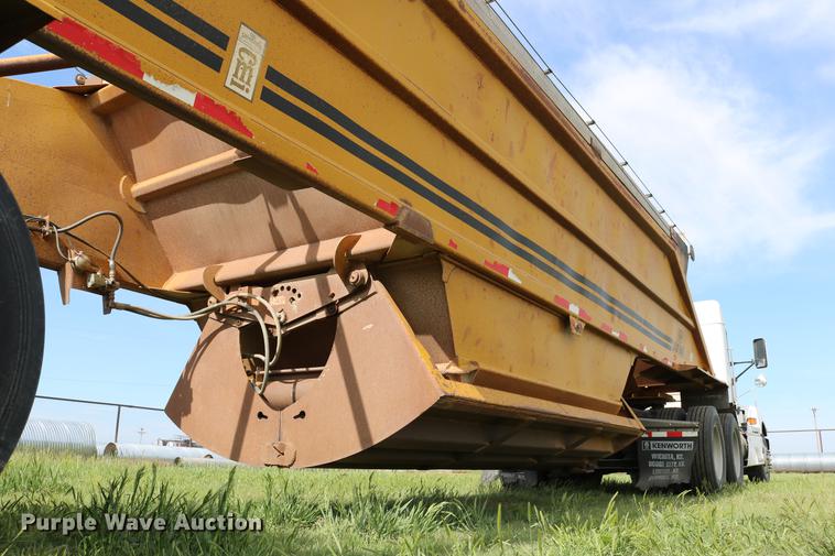 image for item DC7544 1983 Load King 1827-I bottom dump trailer