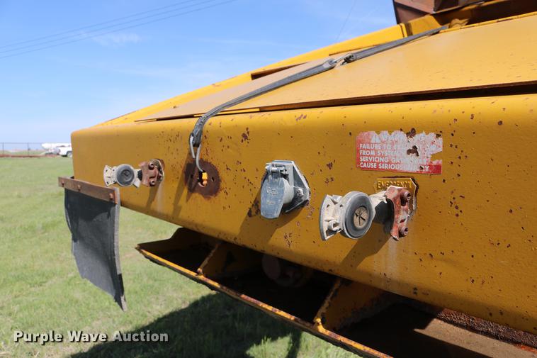 image for item DC7544 1983 Load King 1827-I bottom dump trailer