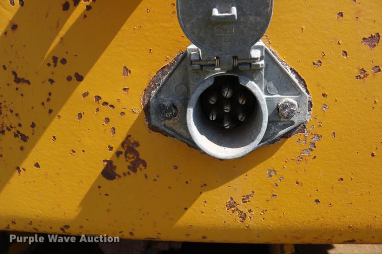 image for item DC7544 1983 Load King 1827-I bottom dump trailer