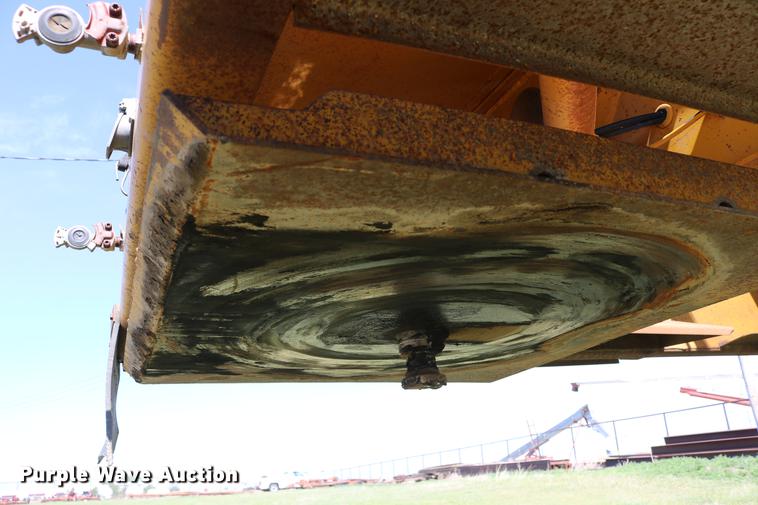 image for item DC7544 1983 Load King 1827-I bottom dump trailer