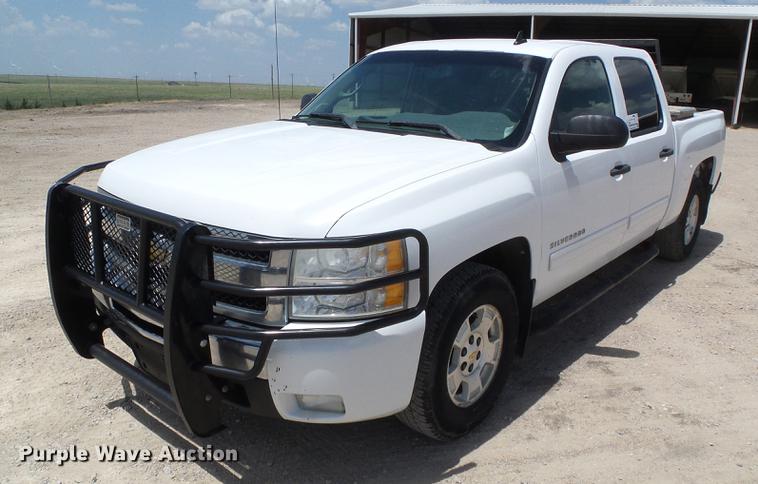 image for item DD5796 2011 Chevrolet Silverado 1500 Crew Cab pickup truck