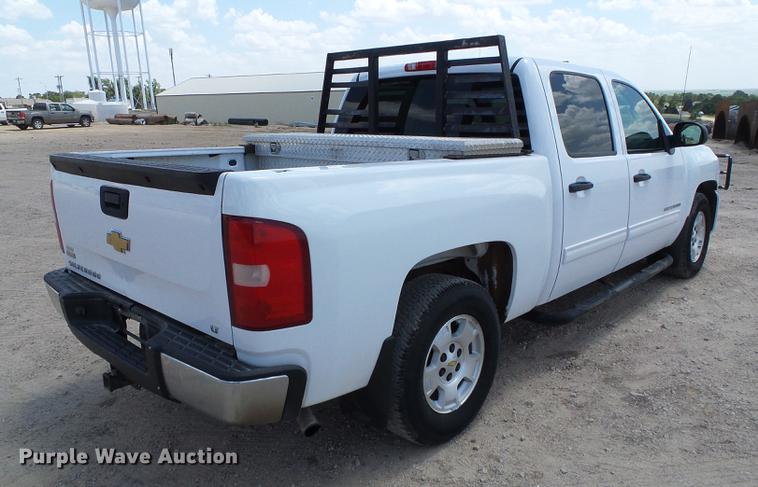 image for item DD5796 2011 Chevrolet Silverado 1500 Crew Cab pickup truck