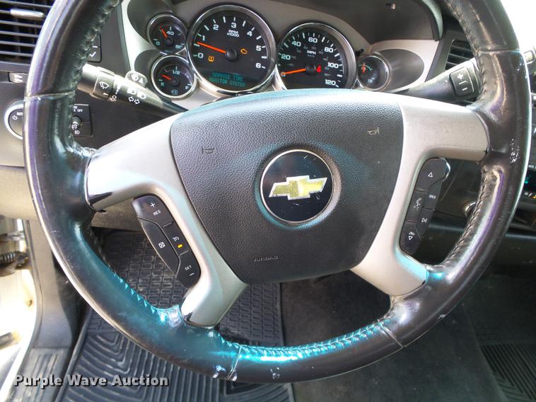 image for item DD5796 2011 Chevrolet Silverado 1500 Crew Cab pickup truck