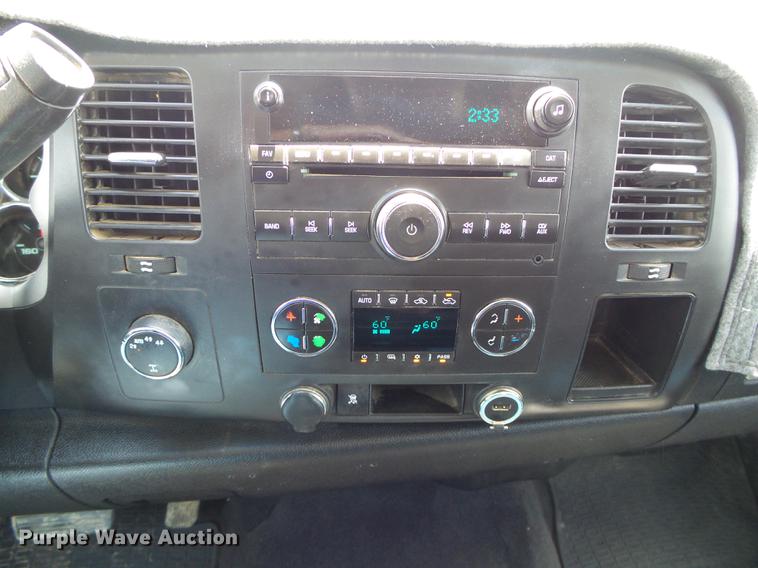 image for item DD5796 2011 Chevrolet Silverado 1500 Crew Cab pickup truck