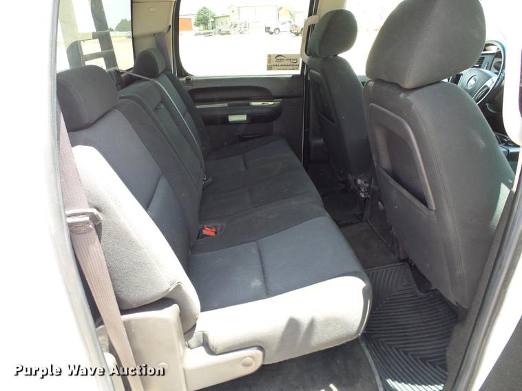 image for item DD5796 2011 Chevrolet Silverado 1500 Crew Cab pickup truck