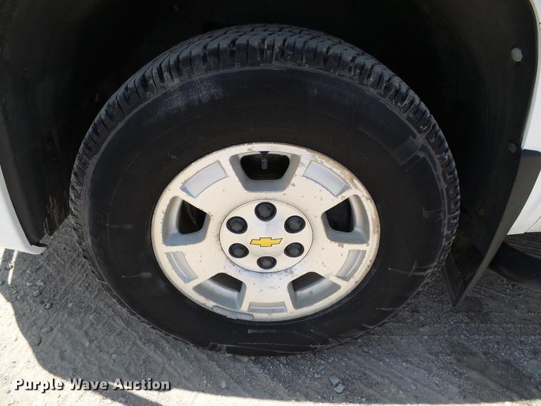 image for item DD5796 2011 Chevrolet Silverado 1500 Crew Cab pickup truck