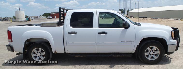 image for item DD5797 2009 GMC Sierra 1500 Crew Cab pickup truck