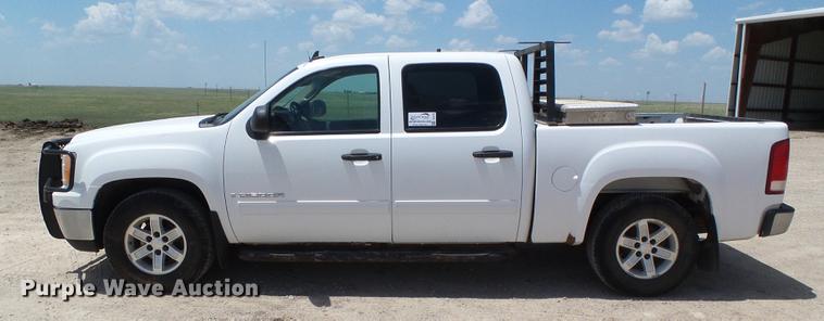 image for item DD5797 2009 GMC Sierra 1500 Crew Cab pickup truck