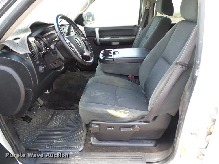 image for item DD5797 2009 GMC Sierra 1500 Crew Cab pickup truck