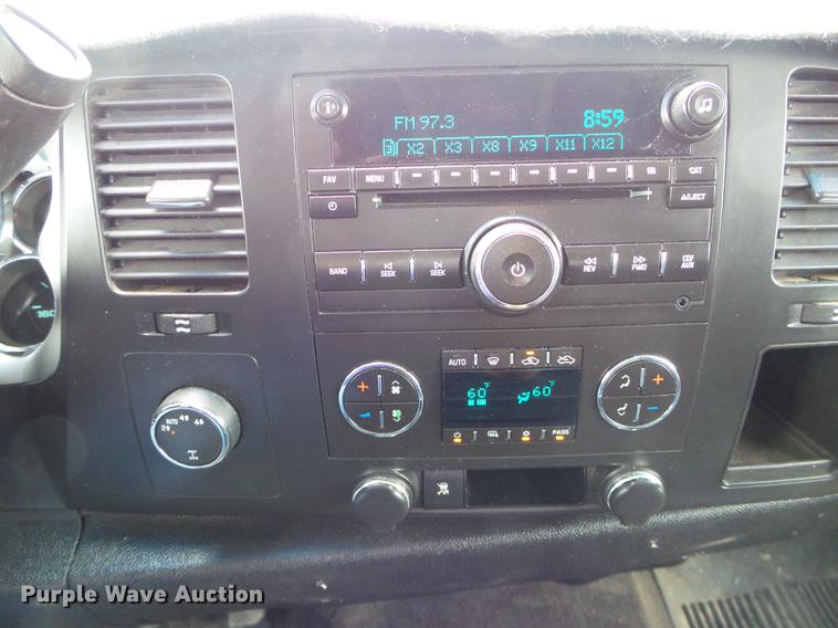 image for item DD5797 2009 GMC Sierra 1500 Crew Cab pickup truck