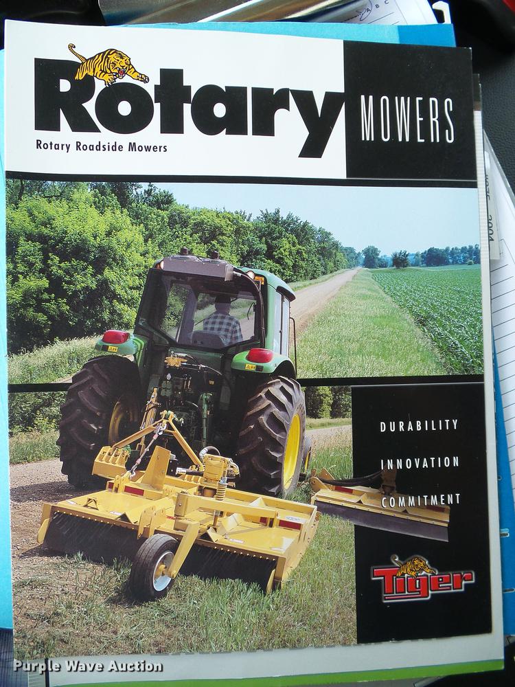 image for item DD5808 2004 Tiger TRR-120C side rotary mower