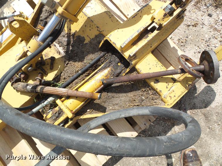 image for item DD5808 2004 Tiger TRR-120C side rotary mower