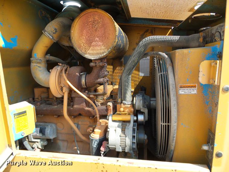 image for item DD5811 1991 Case 621 wheel loader