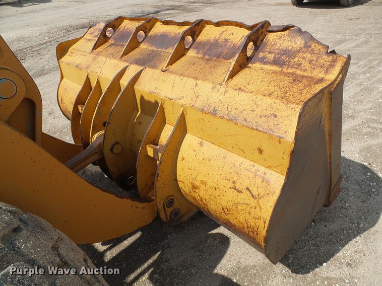 image for item DD5811 1991 Case 621 wheel loader