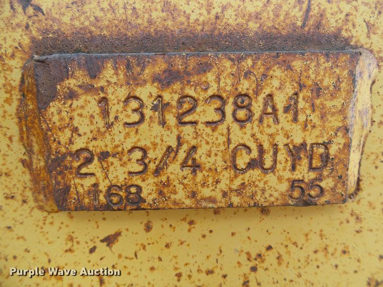 image for item DD5811 1991 Case 621 wheel loader