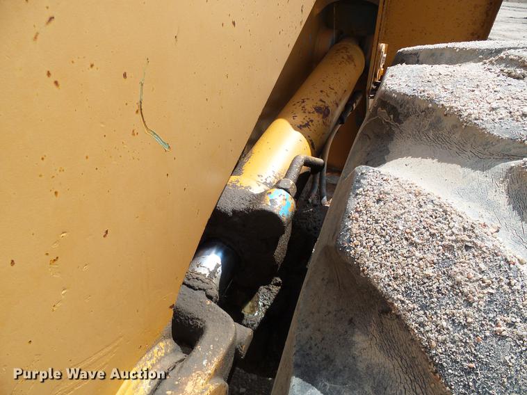 image for item DD5811 1991 Case 621 wheel loader