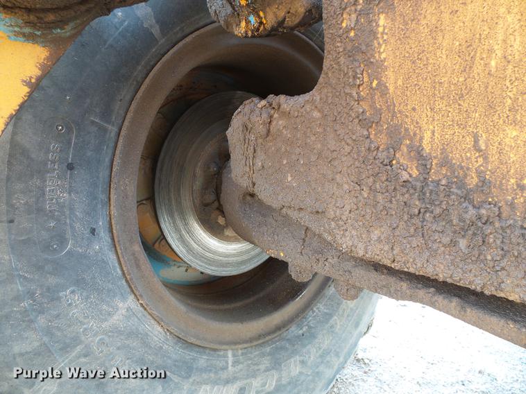 image for item DD5811 1991 Case 621 wheel loader