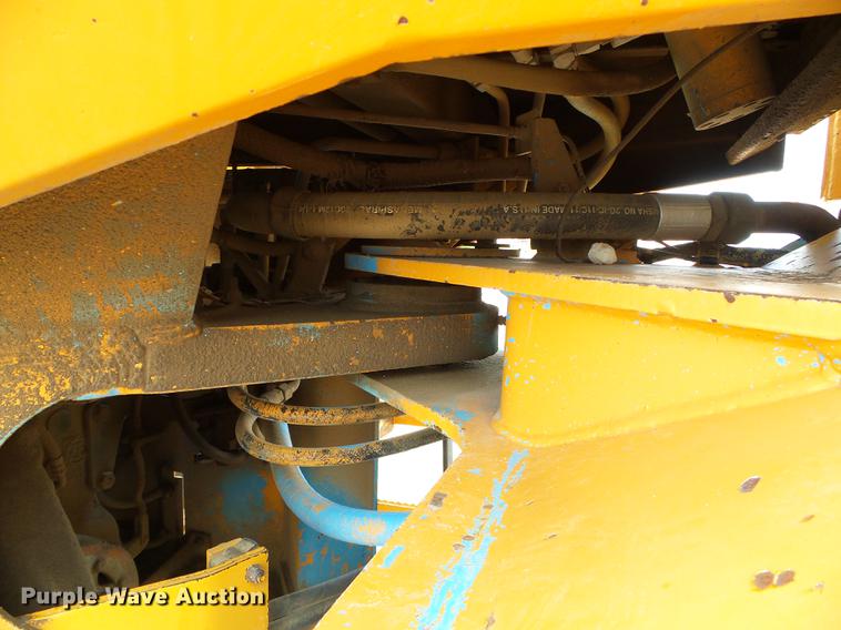 image for item DD5811 1991 Case 621 wheel loader