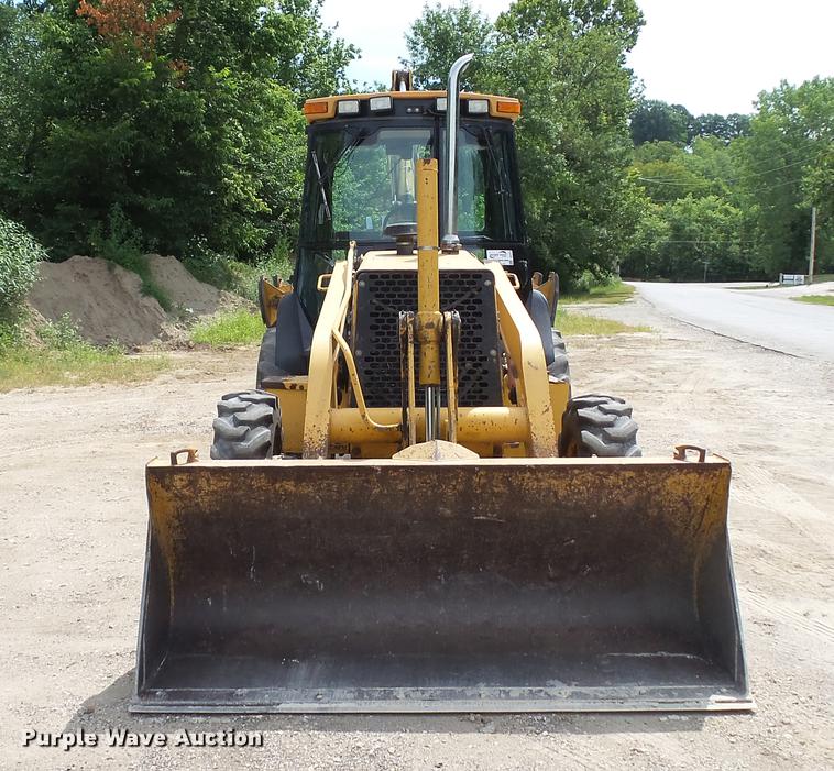 image for item DD7273 1997 John Deere 310SE backhoe