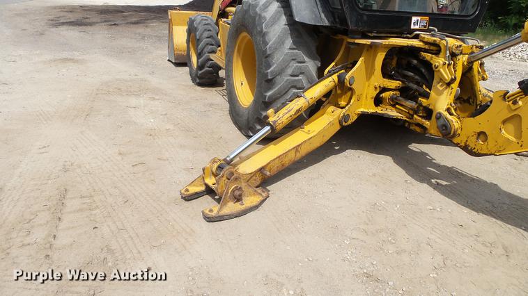 image for item DD7273 1997 John Deere 310SE backhoe