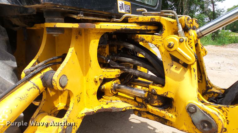 image for item DD7273 1997 John Deere 310SE backhoe