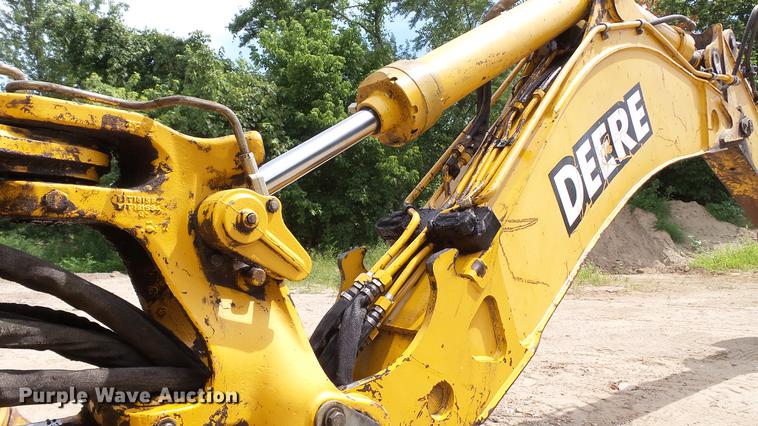 image for item DD7273 1997 John Deere 310SE backhoe