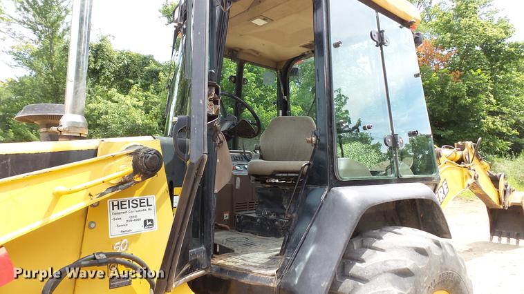 image for item DD7273 1997 John Deere 310SE backhoe